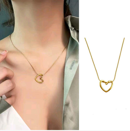 Gold Renk Kalp Model Kadın Kolye
