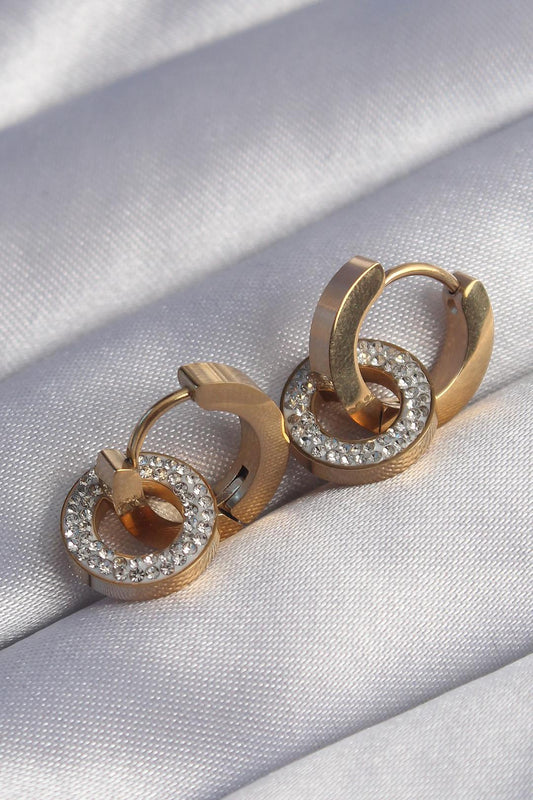 Gold Renk Zirkon Taşlı İç İçe Geçmeli Oval Küpe